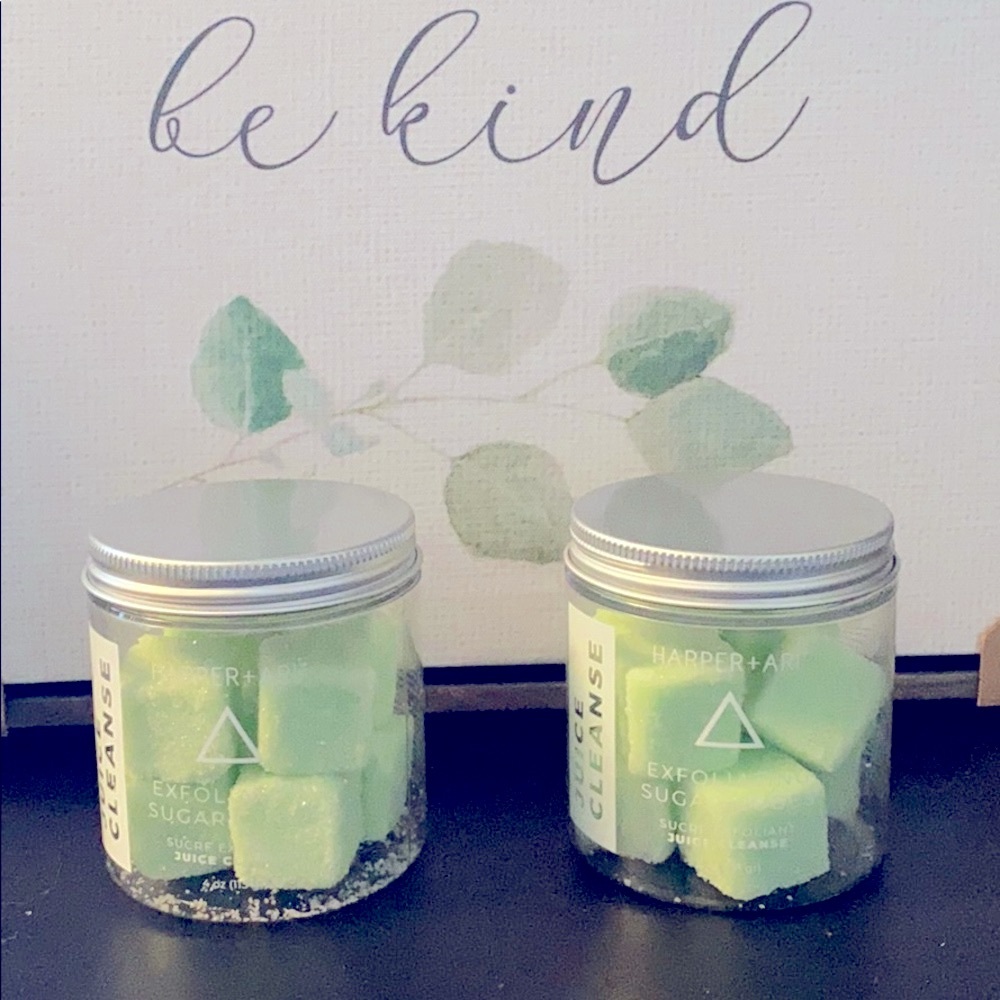 LOW LOW PRICE🧽Harper&Ari Exfoliating Sugar cubes